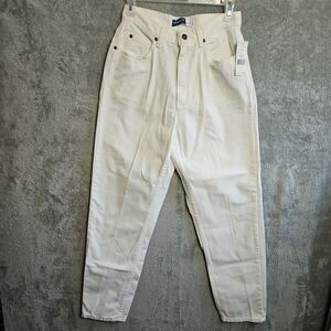 Liz Claiborne Women's sz 10 White High-Rise Tapered Jeans Size 10R New Denim